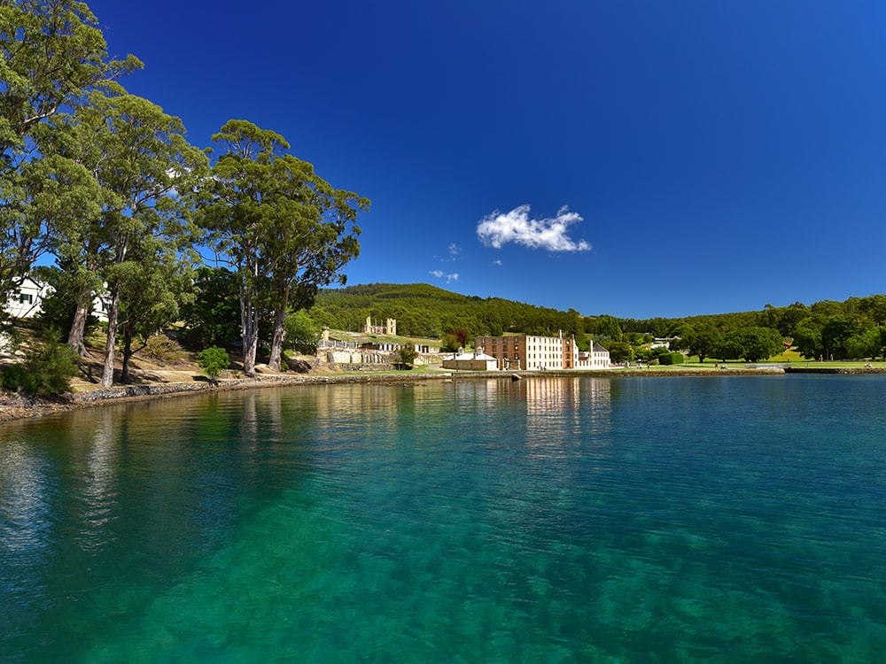 Best Islands for Wine Tasting: Tasmania