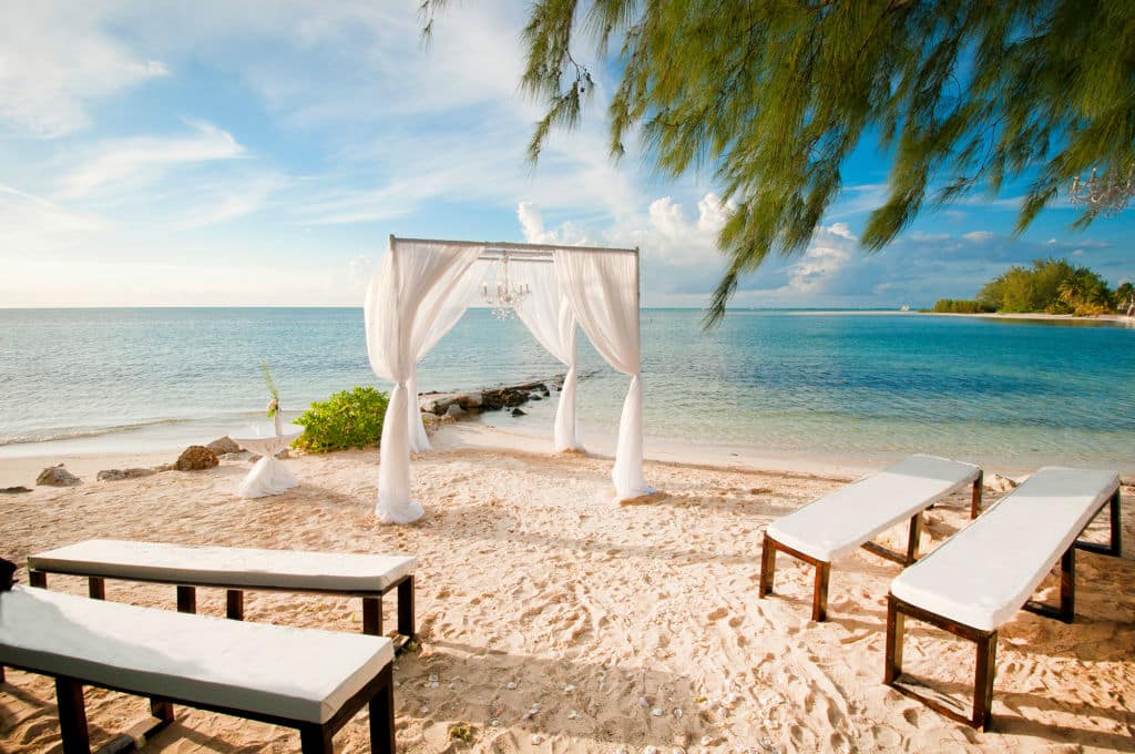 Best Wedding Locations 2017: Cayman Islands