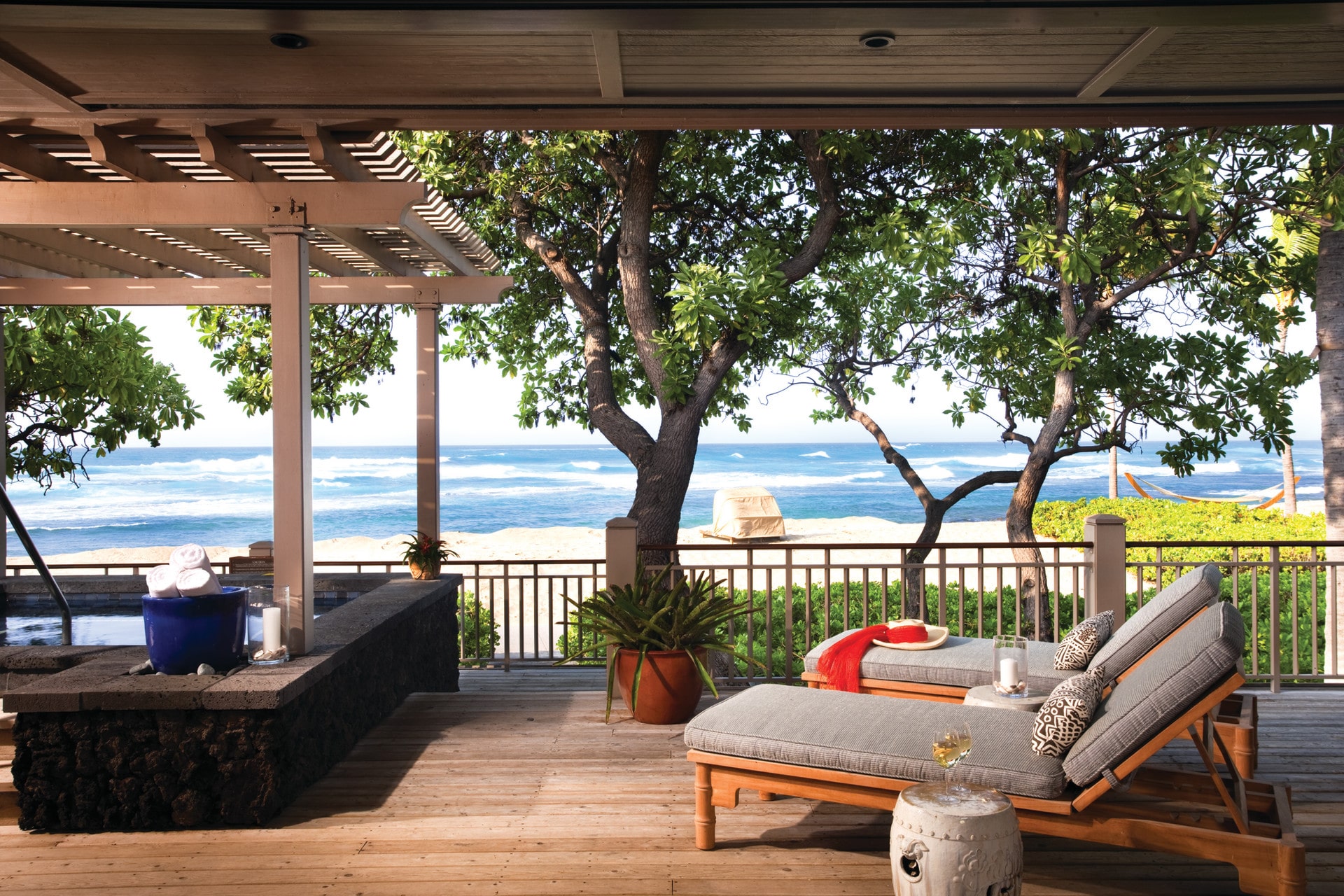 Romantic Big Island Hawaii Hotels for Couples: Four Seasons Resort Hualalai