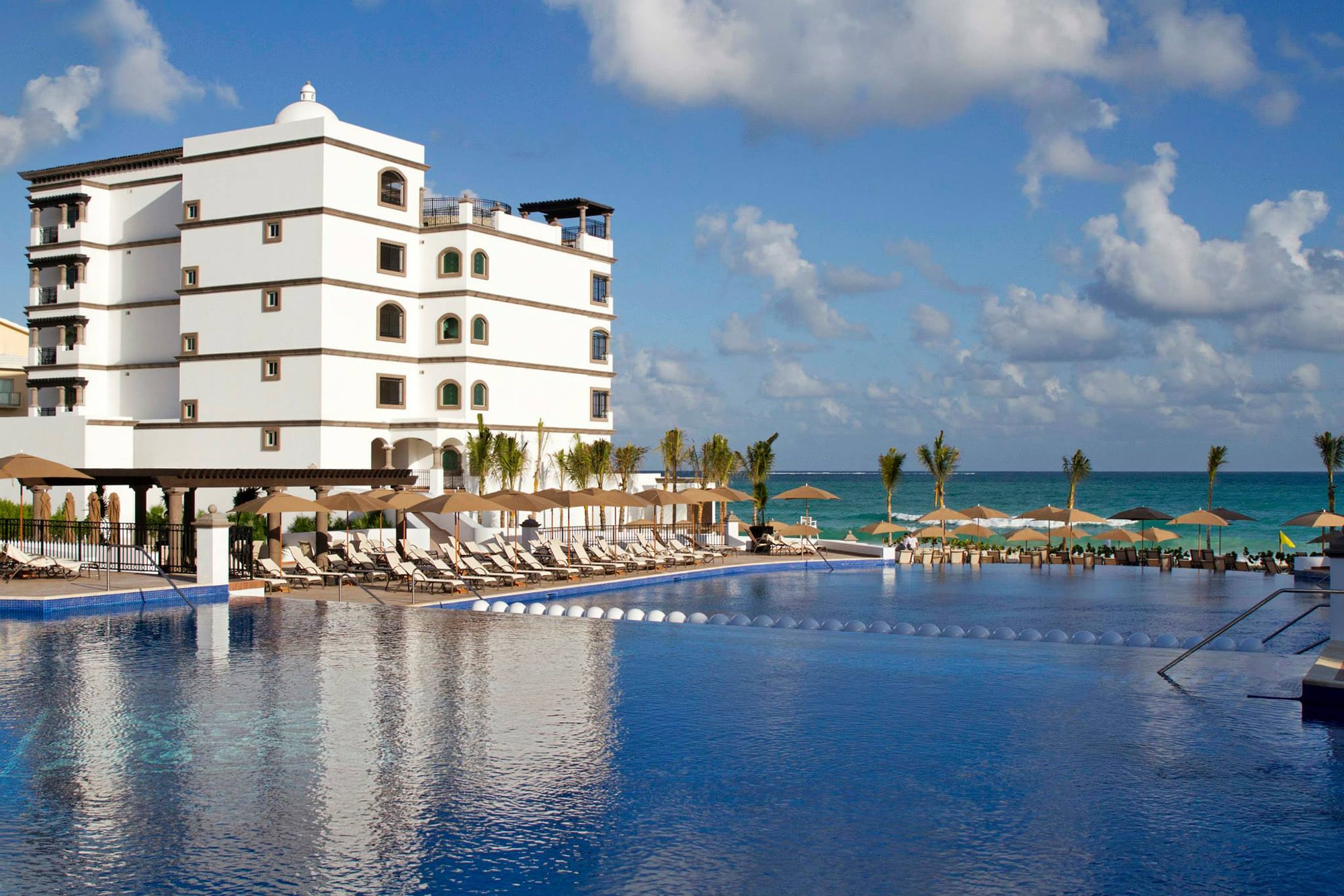 Black Friday Cyber Monday Travel Deals: Grand Residences Rivera Cancun