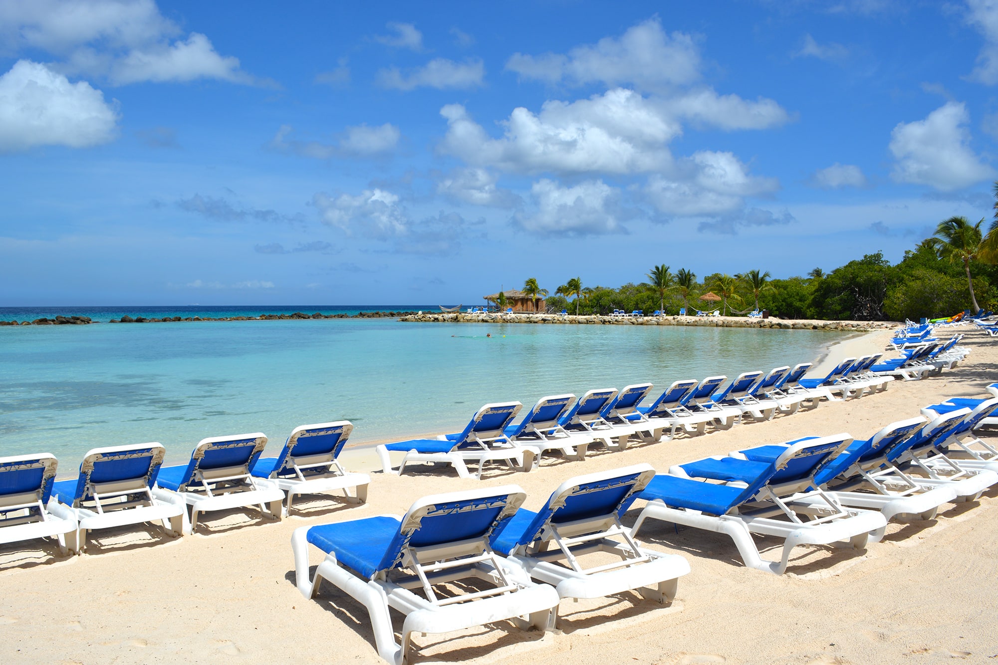 Black Friday Cyber Monday Travel Deals: Renaissance Aruba Resort & Casino