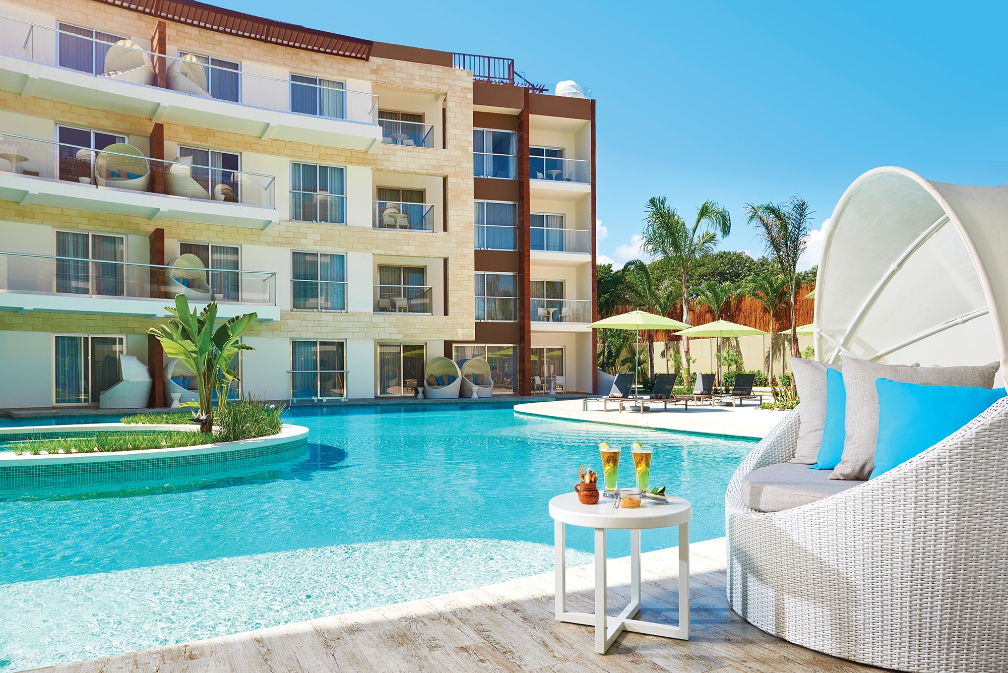 Cancun All-Inclusive Resorts: Azul Beach Resort The Fives