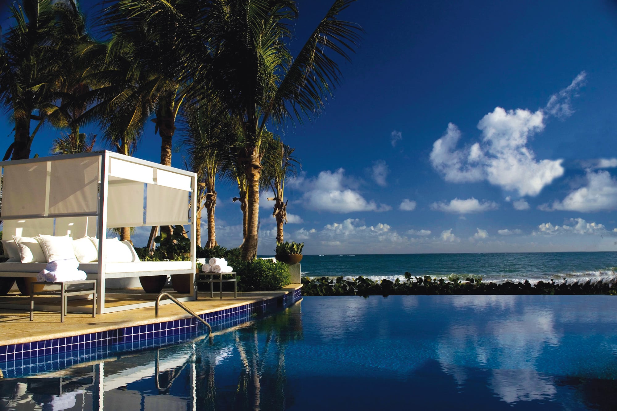 Caribbean Beach Resorts: La Concha Renaissance Resort