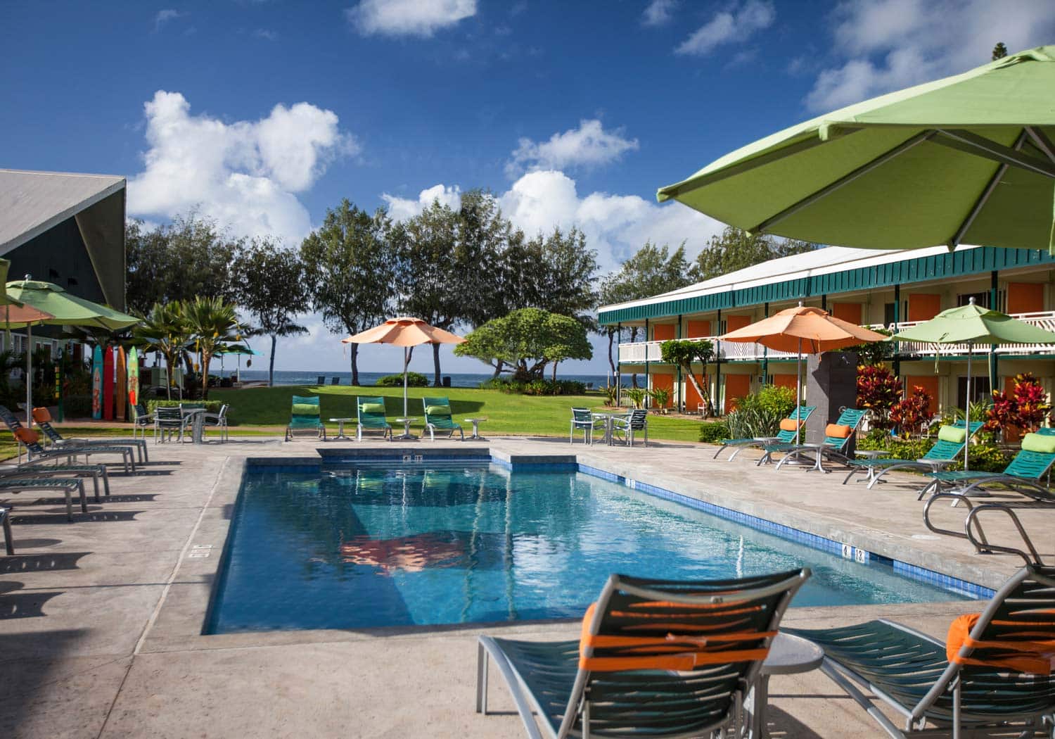 Cheap and Affordable Hotels in Kauai: Kauai Shores Hotel
