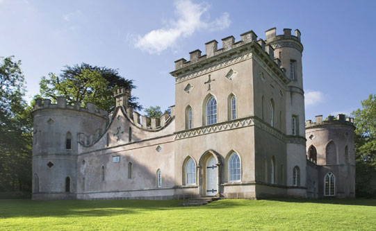 clytha-castle.jpg