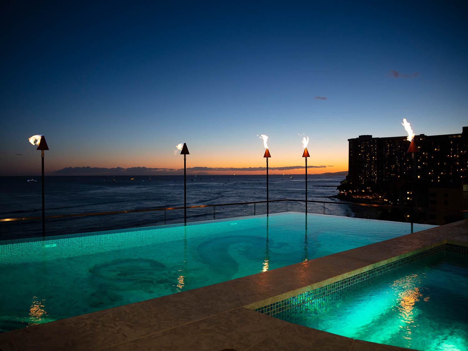 rooftop infinity pool