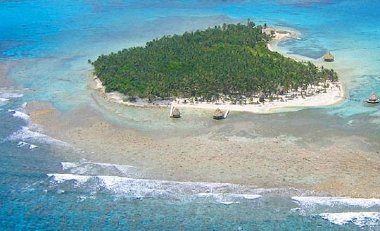 Best Caribbean Snorkeling Resorts: Glover's Atoll Resort & Island Lodge