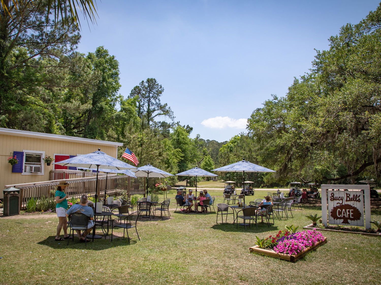 Haig Point lounge furniture on the lawn.