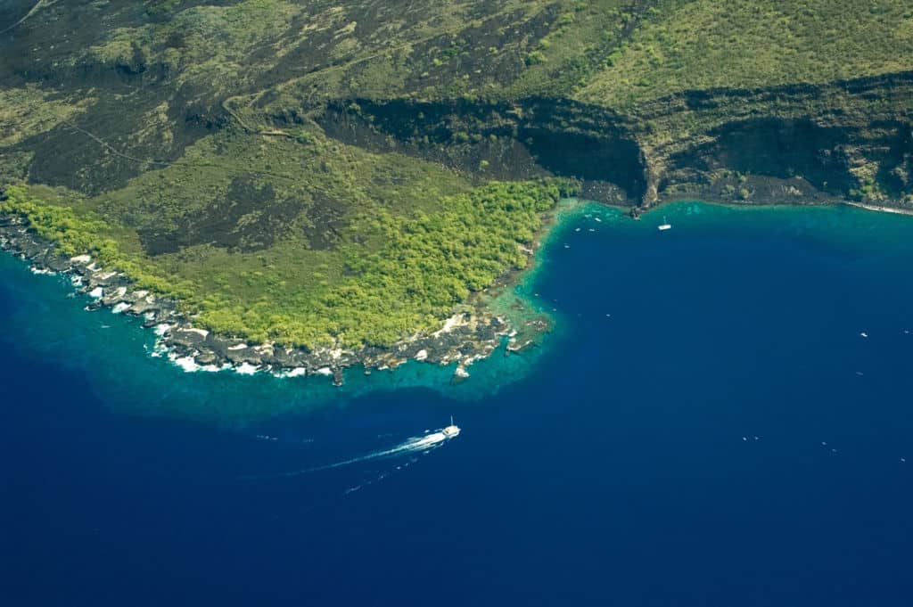 Hawaii Snorkeling in Maui, Oahu: Kealakekua Bay State Historical Park