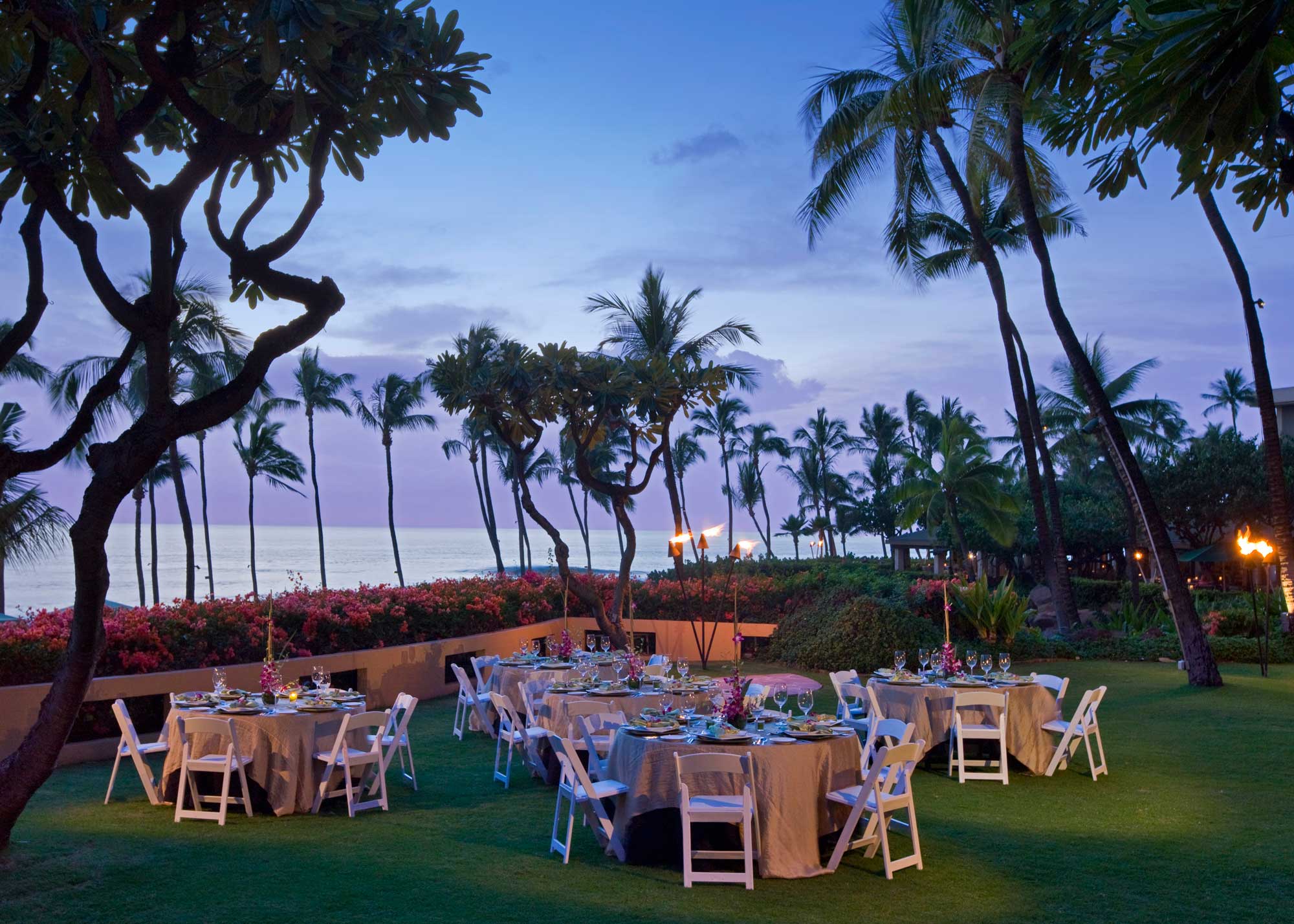 Hawaii island wedding venue: Hyatt Regency Maui Resort & Spa