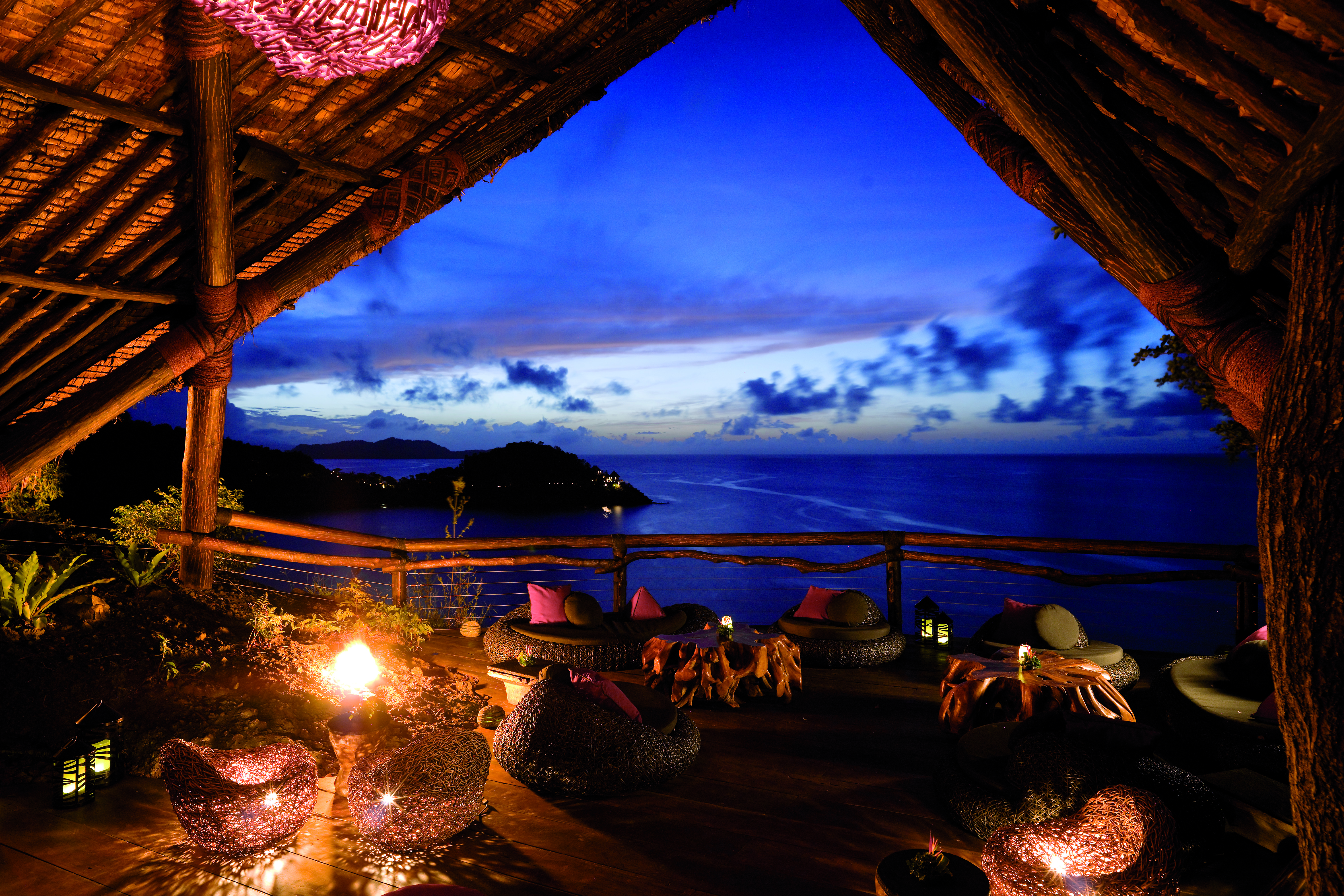 Laucala Island Resort Fiji Rock Lounge