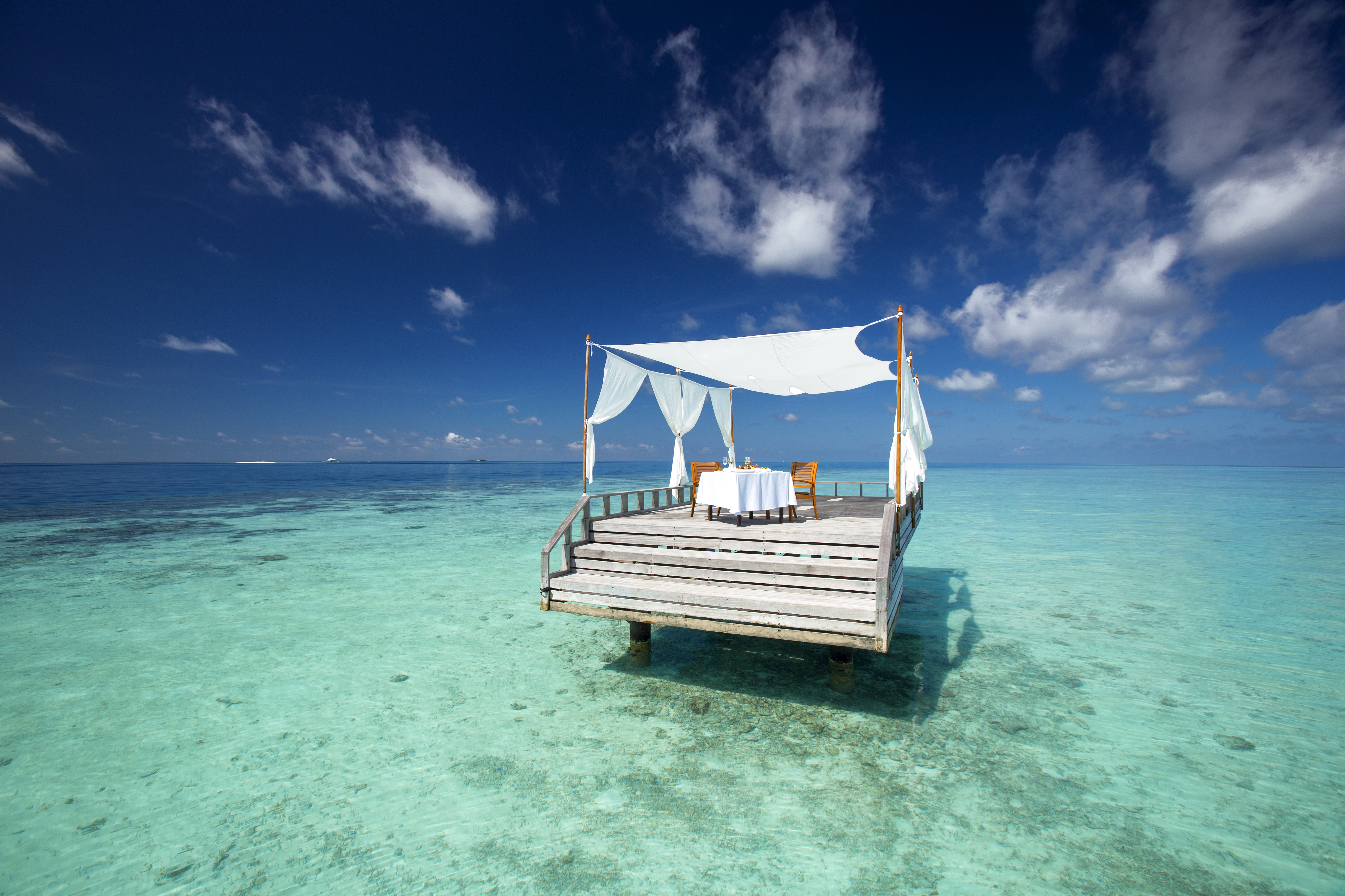 Best Private romantic dinner experiences | Baros Maldives