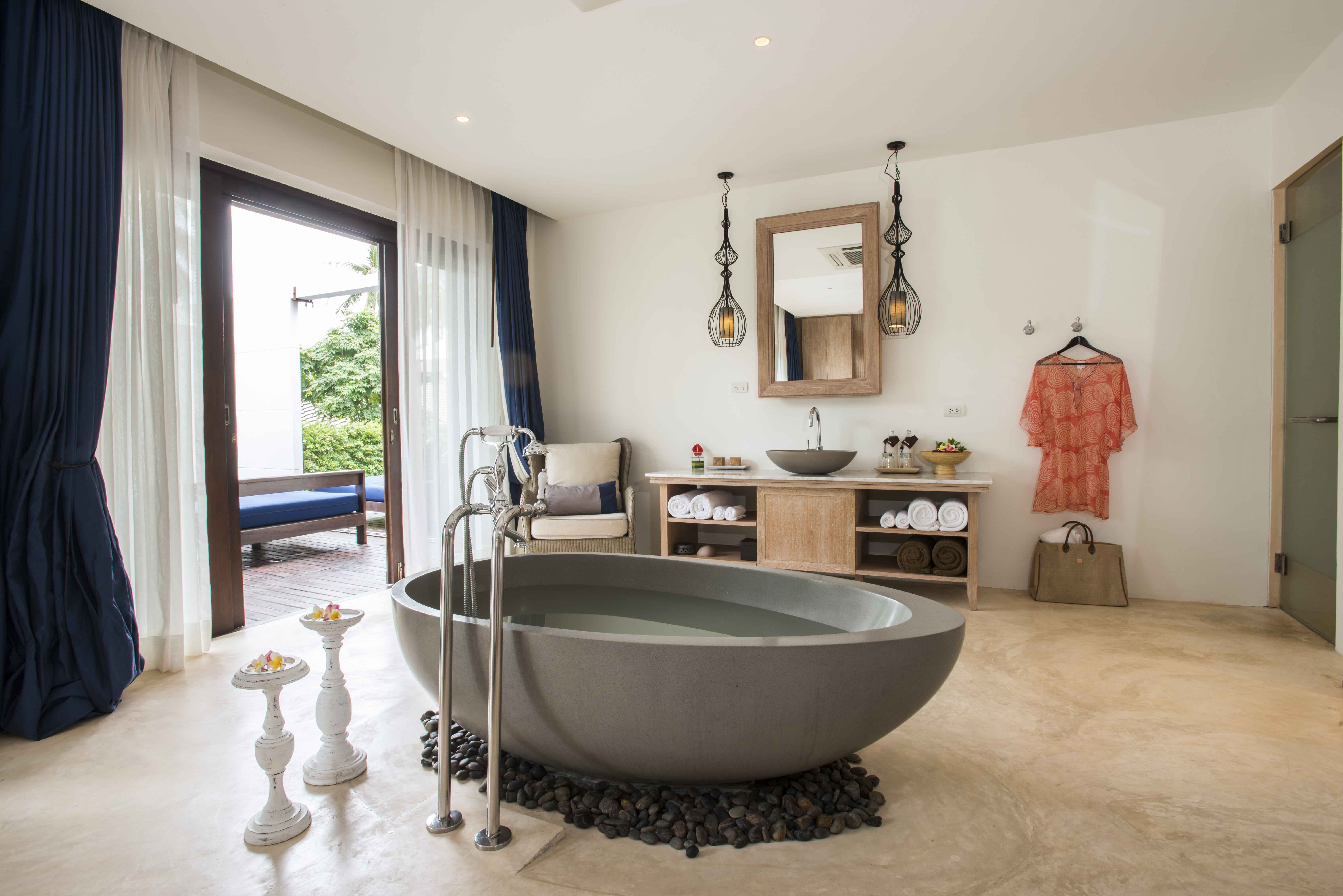 Best Bathrooms With a View | Akaryn Samui Resort and Spa