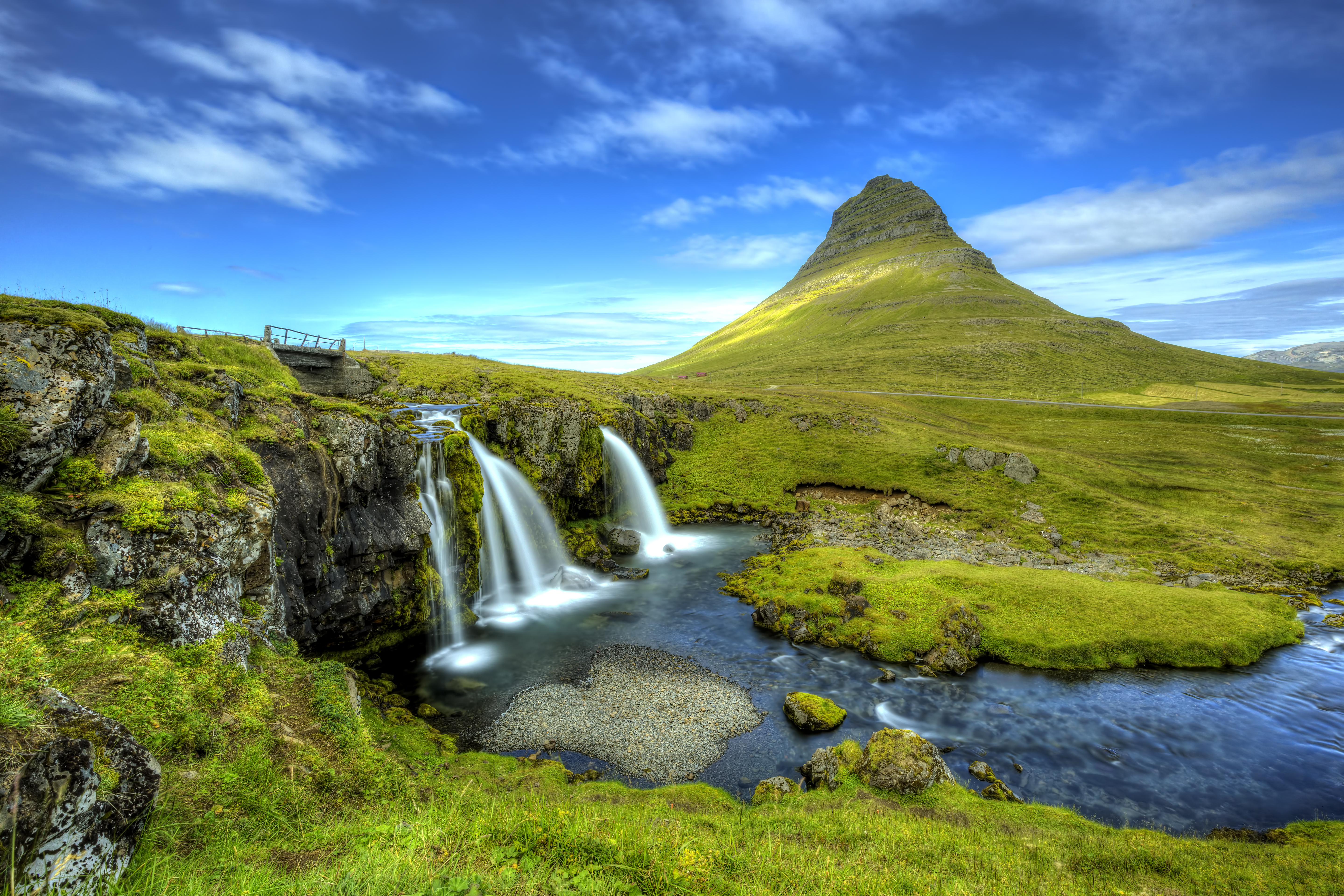 Easy and Exotic Escapes with Nonstop Flights | Iceland