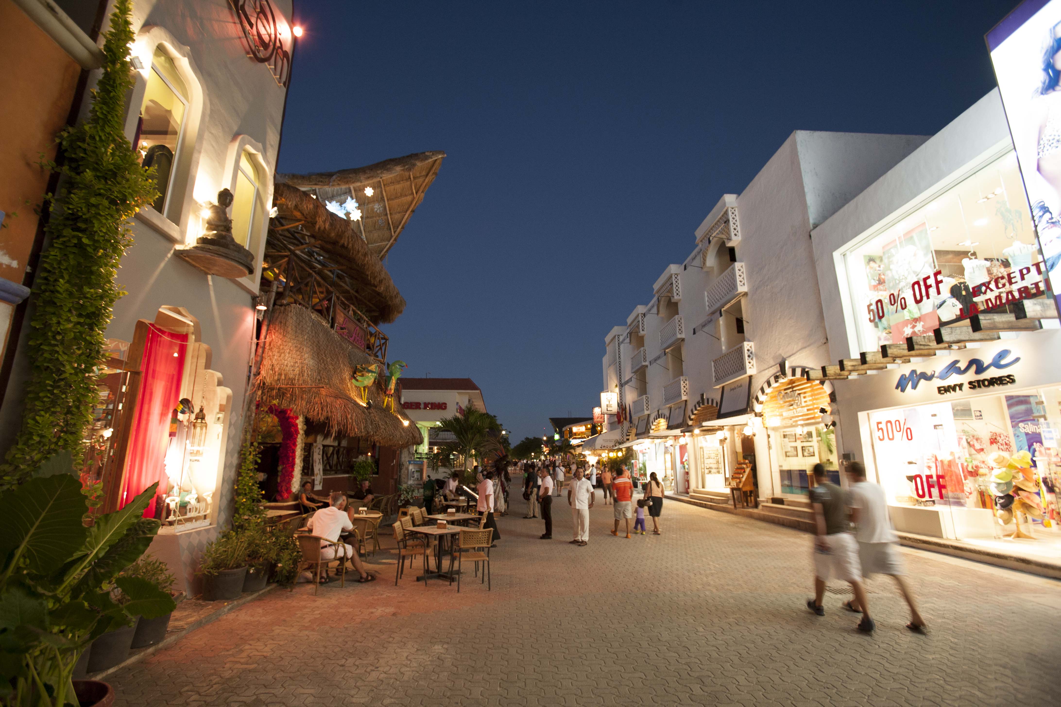 Shopping in Playa del Carmen