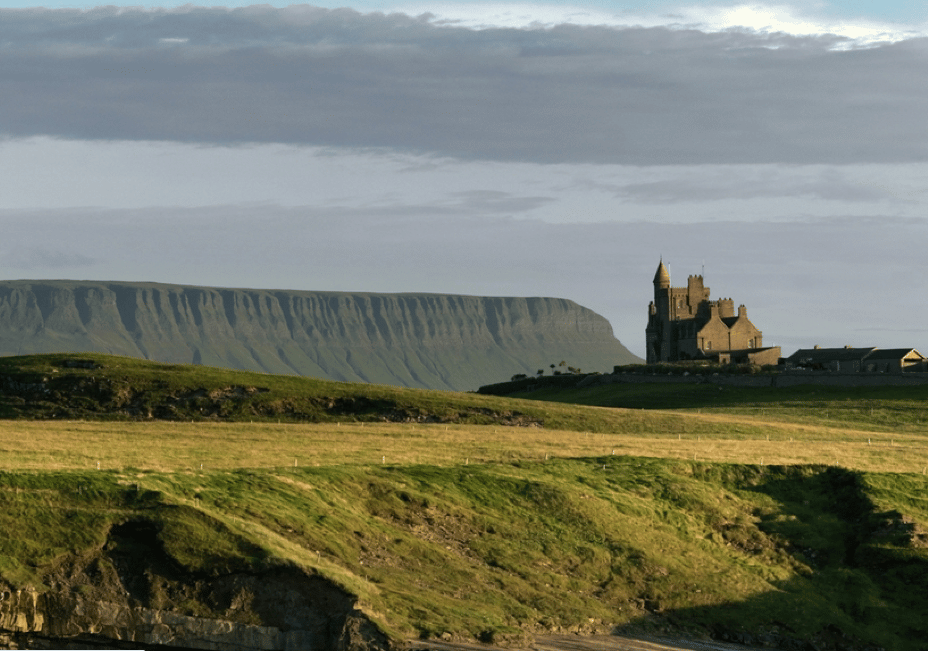 Best Islands to Live on For Easy Transitions: Ireland, Move to an Island