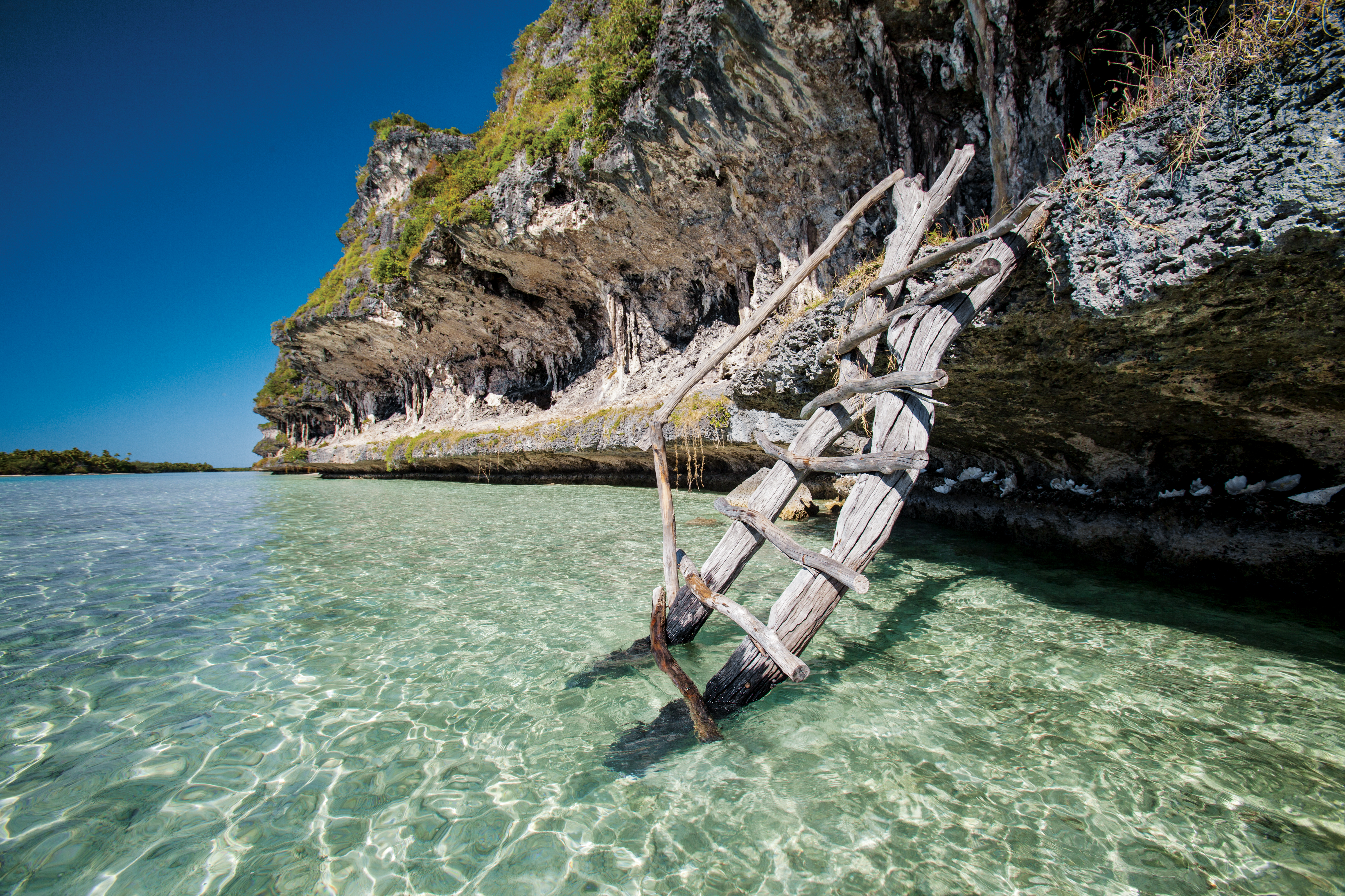 Travel Inspiration | Where to Go Next | Island Photos | New Caledonia