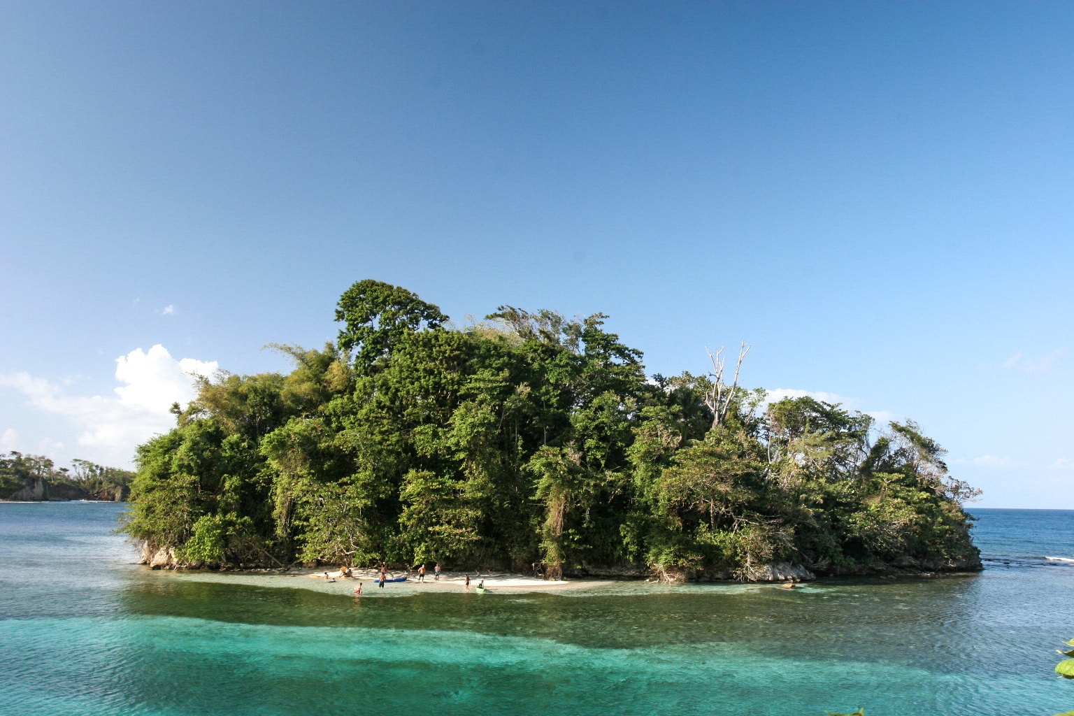 Best Jamaica Beaches: Pellew Island