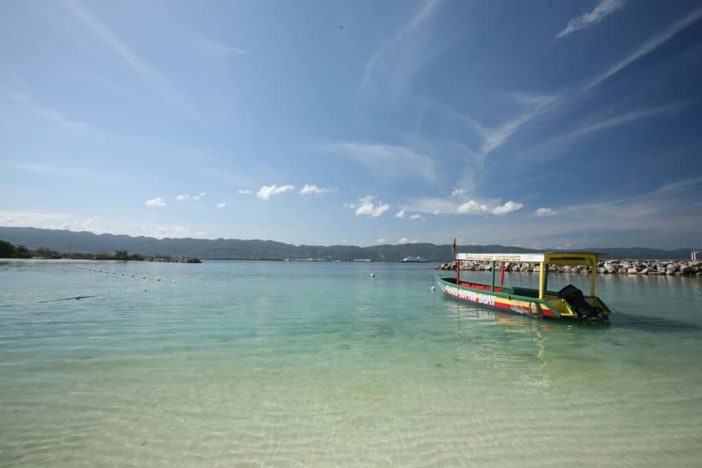 Nonstop Flights from Houston to Caribbean Direct Flights to the