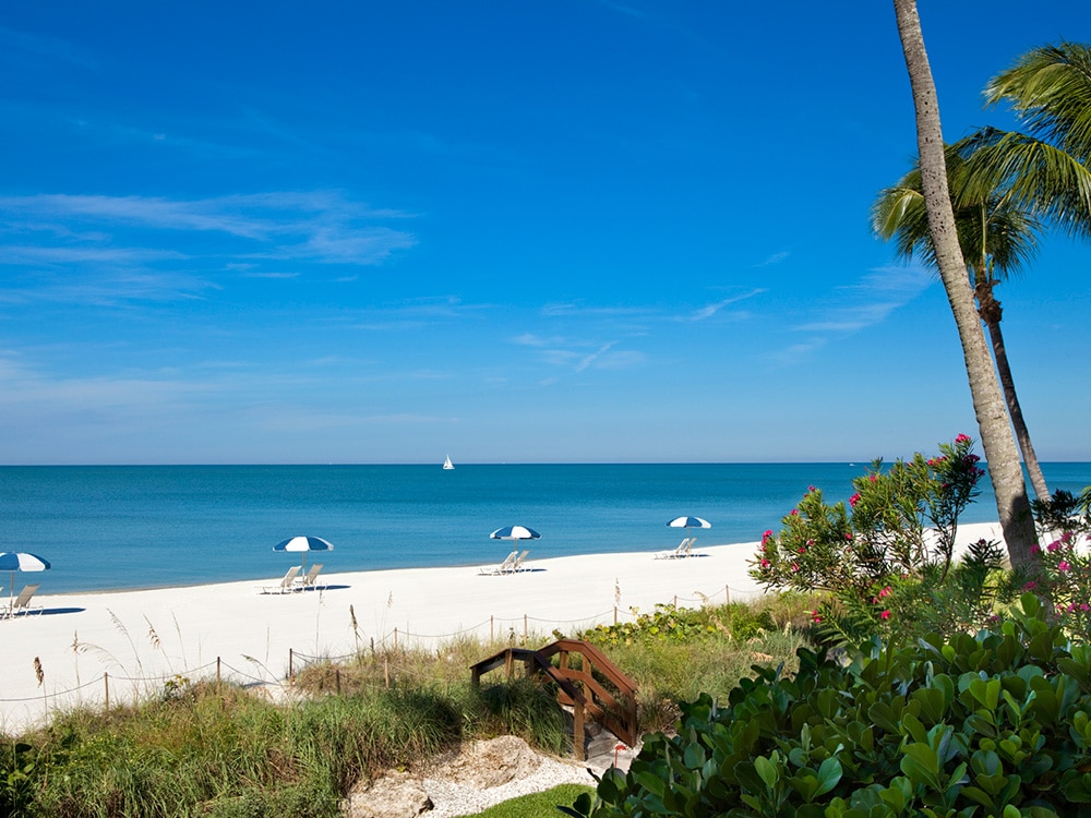 Prime beachfront location at La Playa