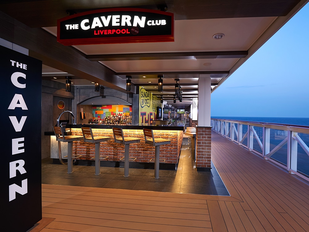 Norwegian Bliss Cavern Club