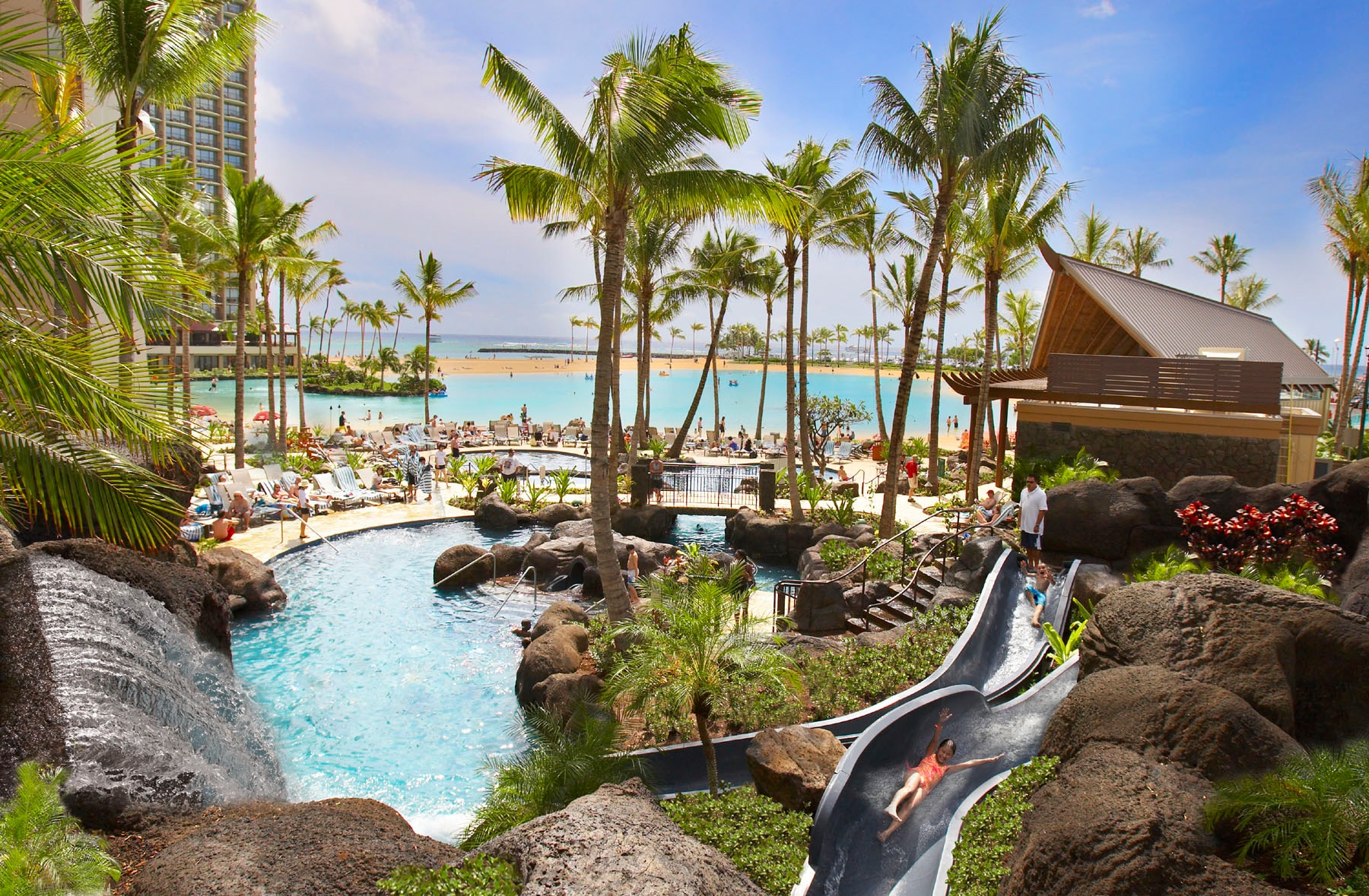 Best Oahu Resorts for Families: Hilton Hawaiian Village Waikiki Beach Resort