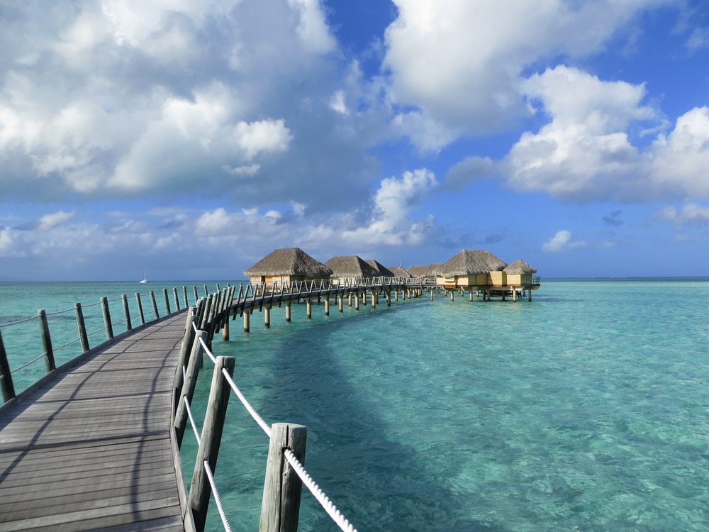 Photo Contest 2014: Best Overwater Bungalow Photos from Maldives and Tahiti | Taha'a, French Polynesia