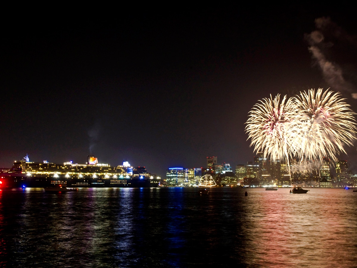 Queen Mary 2 Cunard Boston