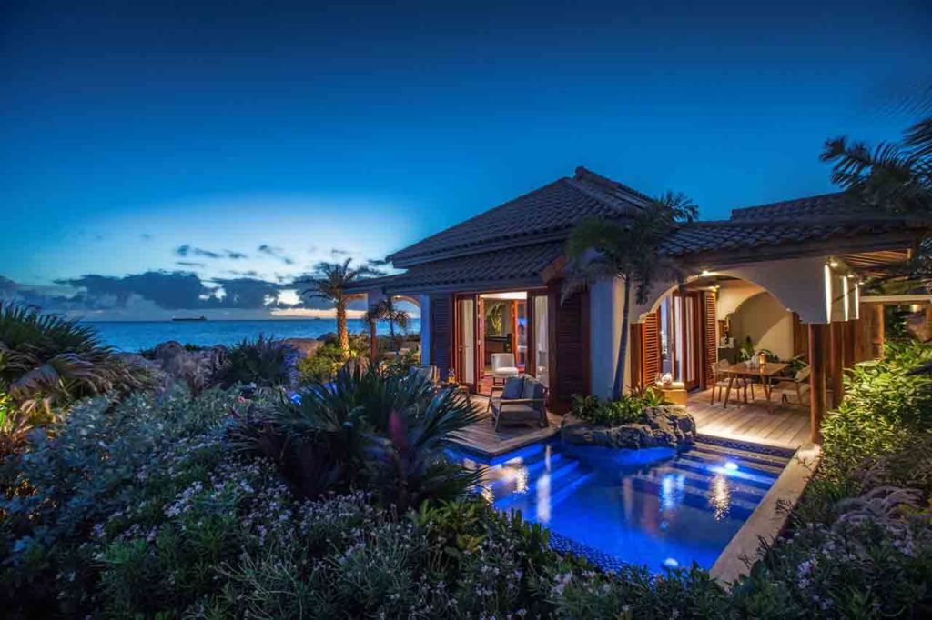 Romantic Hotels and Resorts in the Caribbean: Baoase Luxury Resort