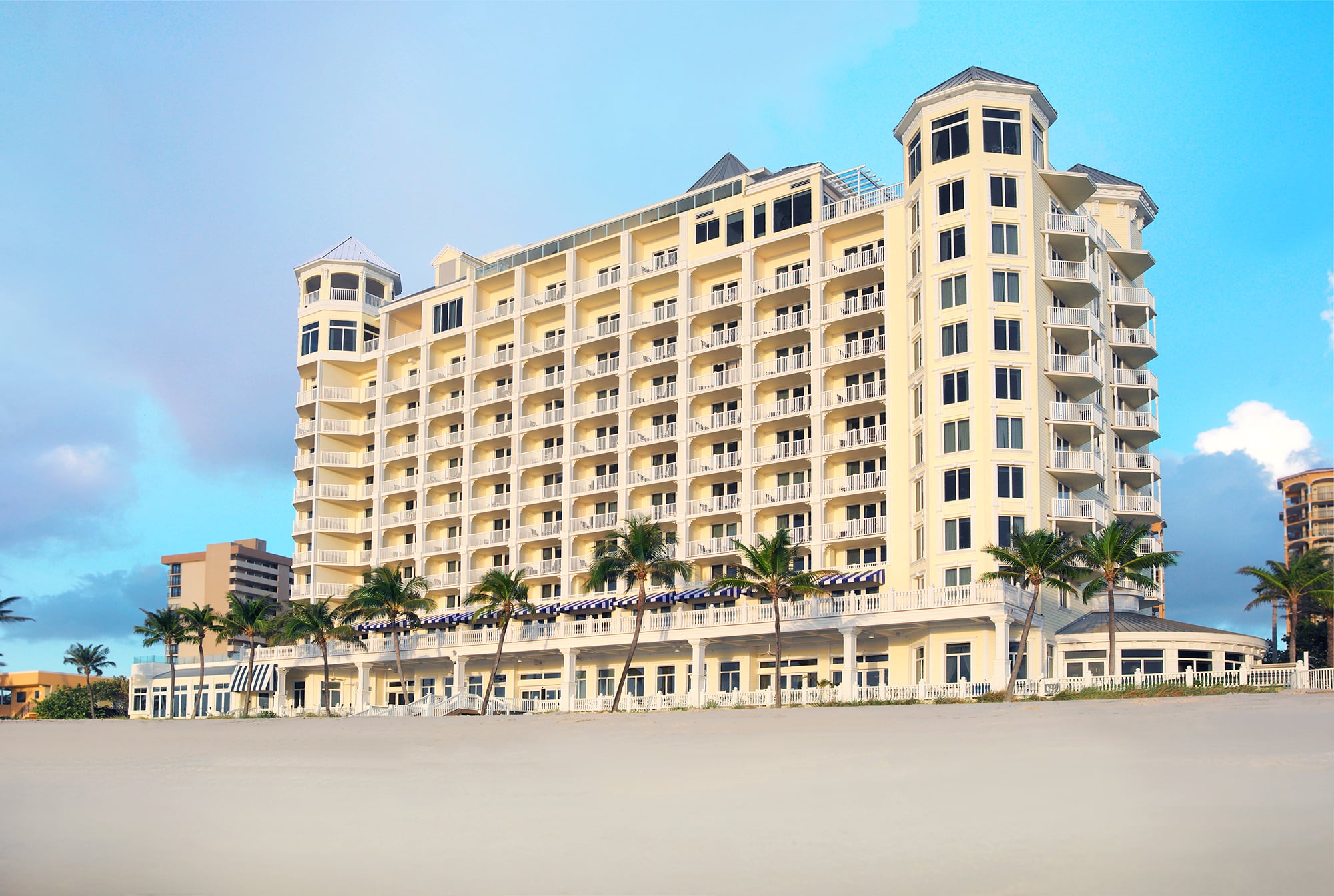 Spring Break Packages: Pelican Grand Beach Resort