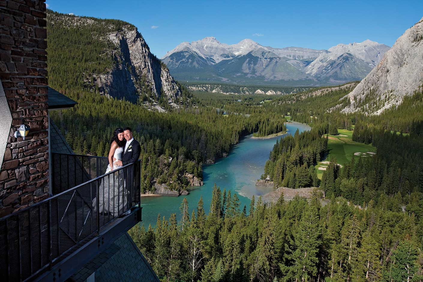 Destination Weddings Venues With Best Views | Unique Places to Get Married | Best Wedding Resorts | Fairmont Banff Springs, Alberta, Canada