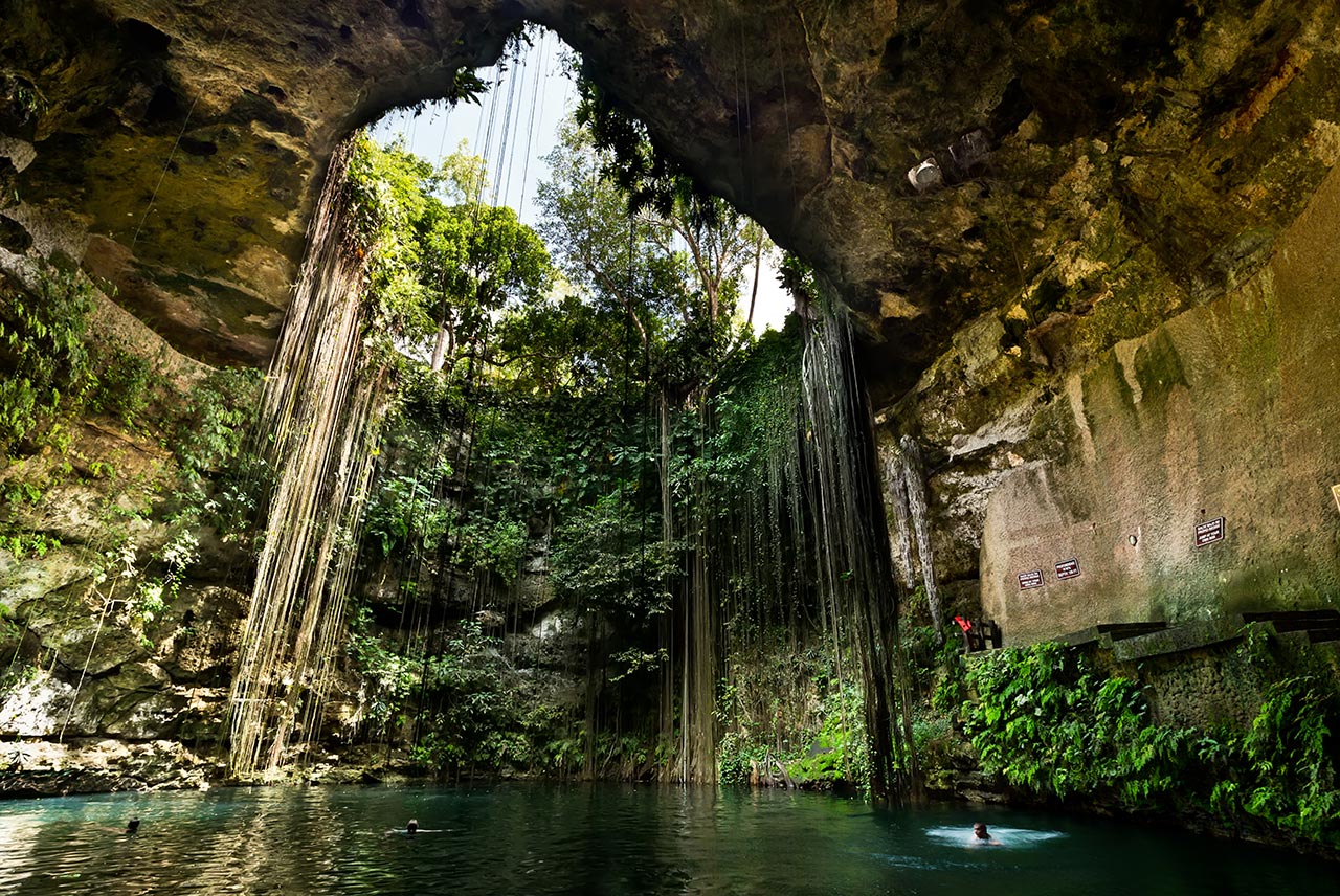 Things to do in Cancun: Ik Kil cenote