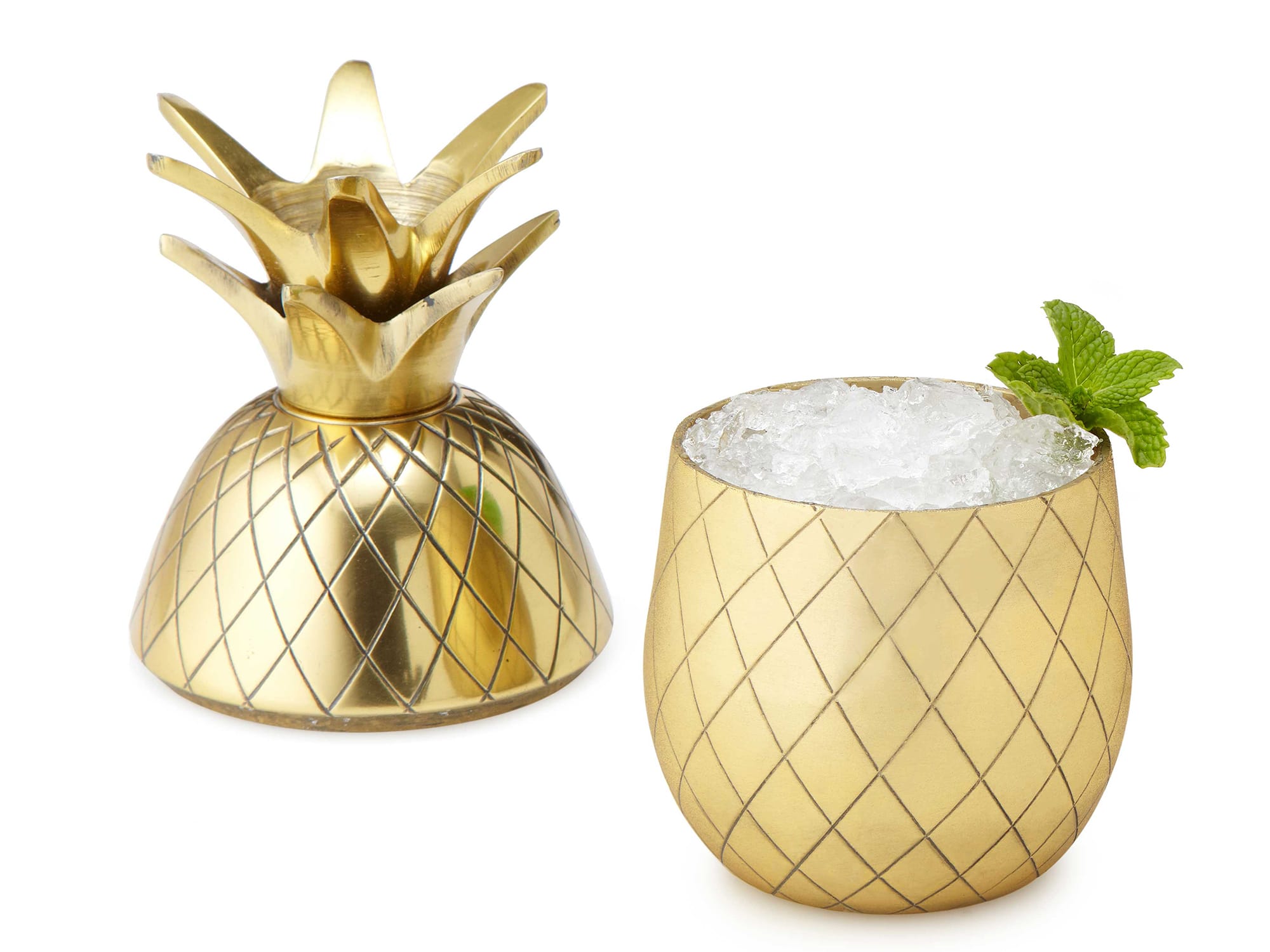 Travel Gifts for Travelers: pineapple tumbler