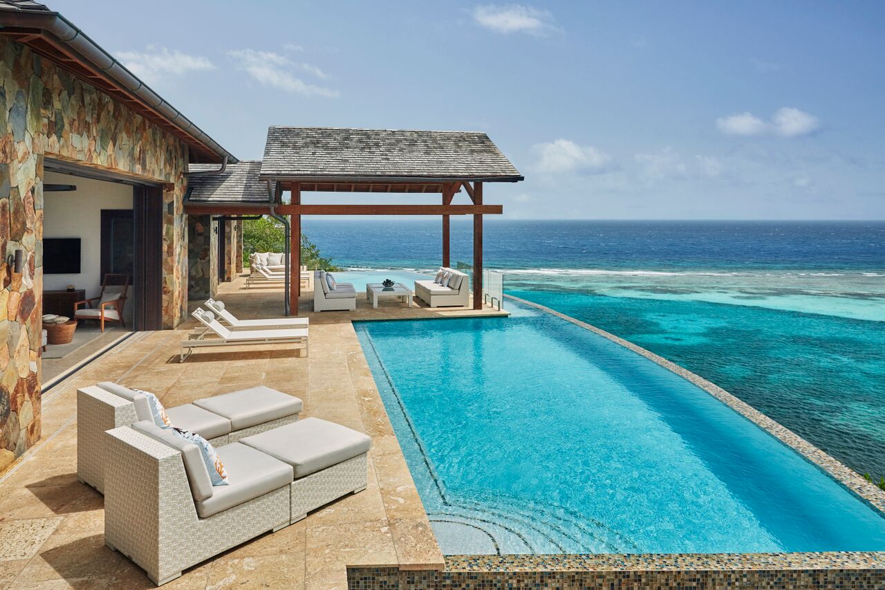 Resorts Boasting an Infinity Pool with a View