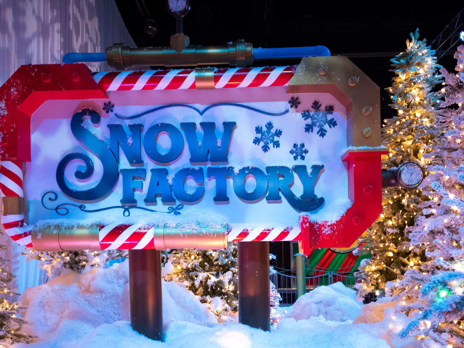Gaylord Palms snow factory