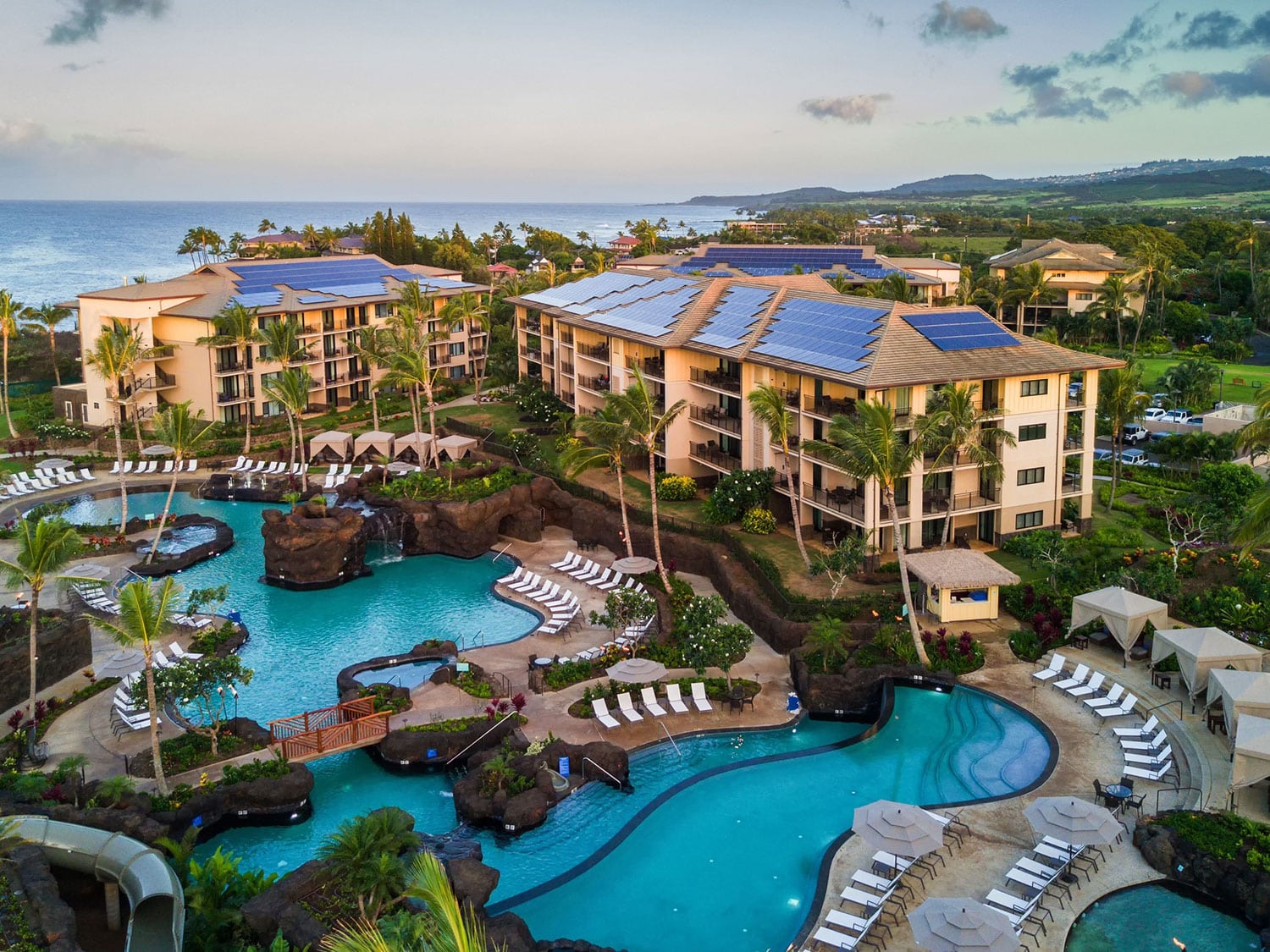 A Duo of Hilton Hawaiian Beach Resorts Offers Even More Perks for