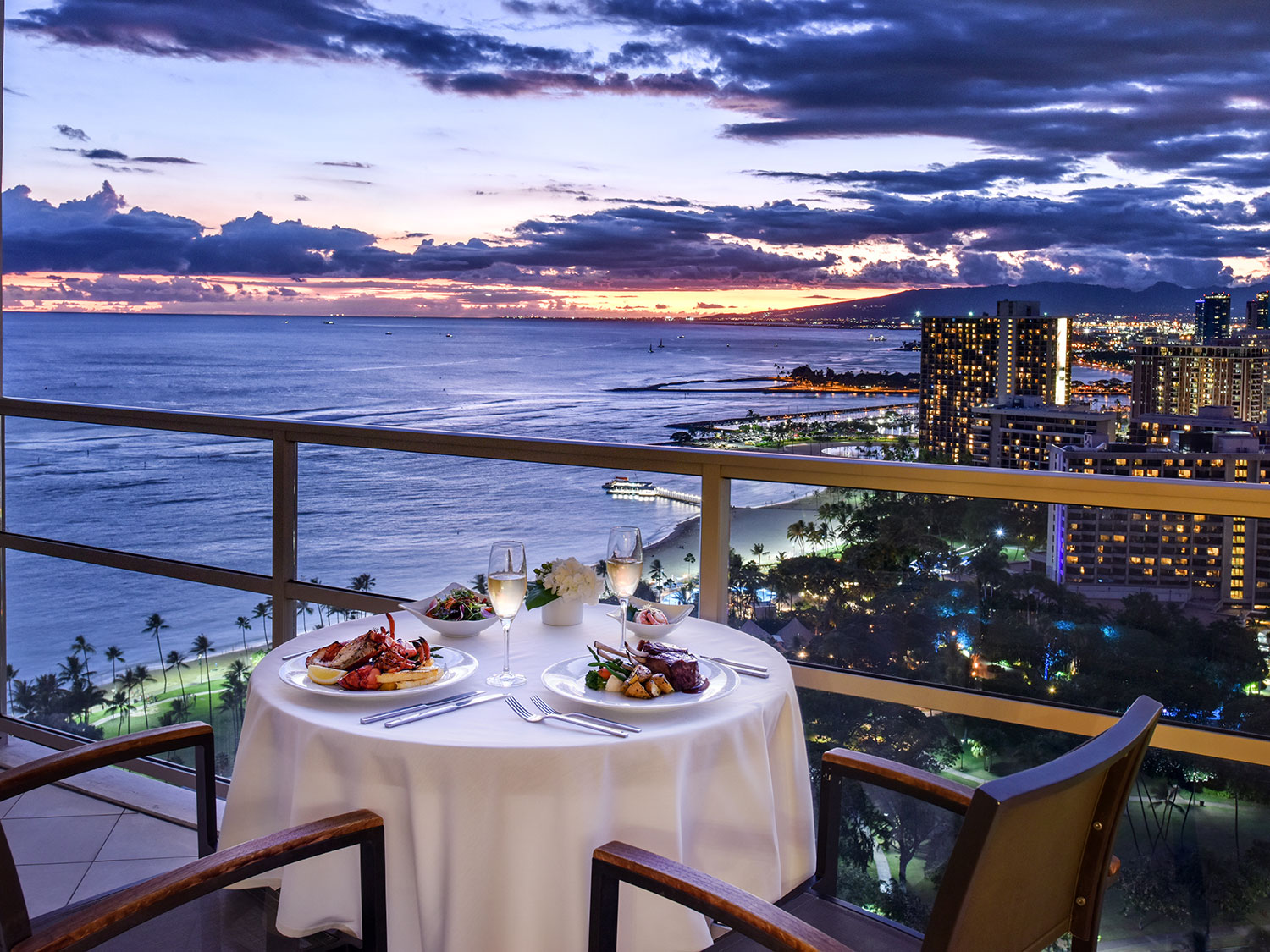 Trump International Hotel Waikiki balcony