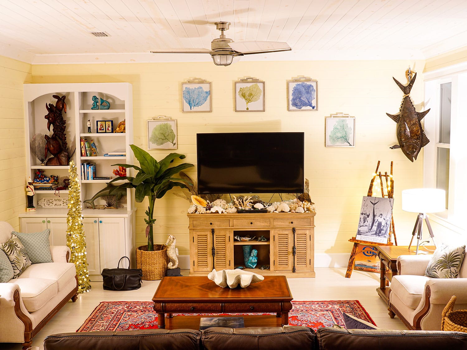 The living room space of the Shellona Abaco Beach House rental, located in the Bahama Palm Shores neighborhood in the Bahamas.