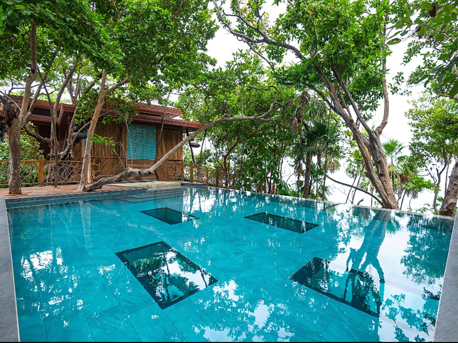 The pool at the Kao Kamasa Spa at Kimpton Grand Roatán Resort and Spa.